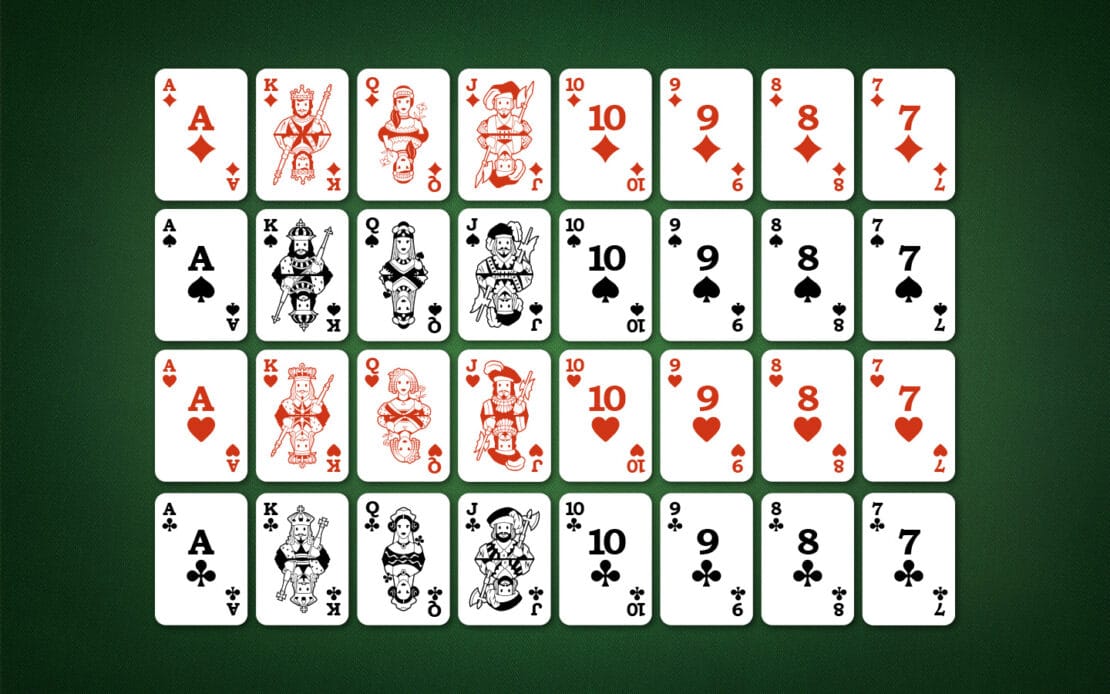Belote: 32 playing cards in the four French suits